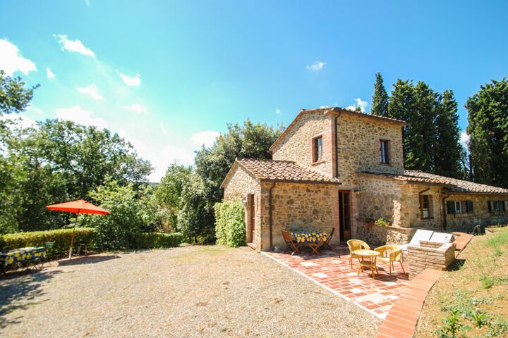 Toskana Ferienwohnung Roseto La Tradizione bei Siena im Chianti mit modernem Pool Ansicht 4