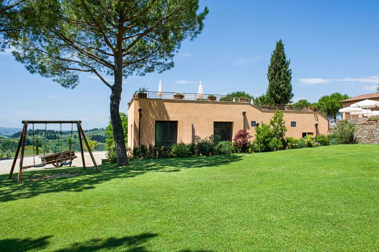 Doppelzimmer Superior Nr. 4, Toskana Hotel und Weingut Tenuta Sticciano, mit Pool