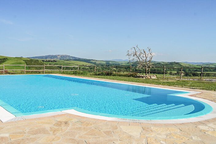 Villa Era alleinstehendes Toskana Ferienhaus mit Pool bei Volterra