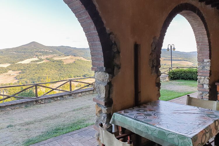 Große Toskana Ferienwohnung Nr. 13 im Borgo del Monte am Meer, Pool und Terrasse