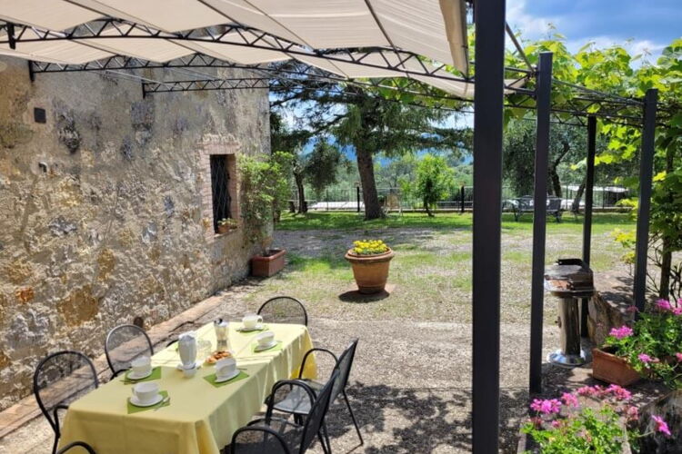 Toskana Ferienwohnung Maggiore im Agriturismo Casciano mit Pool und Val d'Orcia Panorama