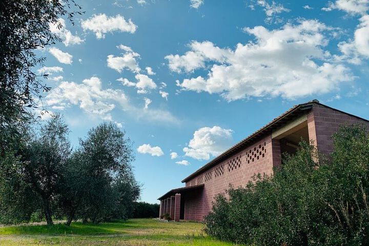 Toskana Ferienwohnung Trilocale Nr. 210 Agriturismo Valpiana in der Maremma am Meer mit Pool und Frühstück von außen
