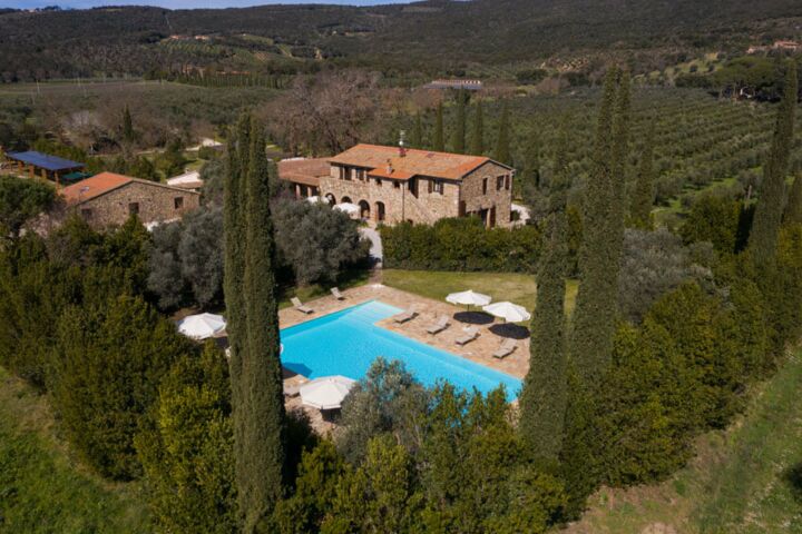 Il Cicalino Ferienwohnungen am Meer der Maremma mit Pool Außenbereich Luftaufnahme
