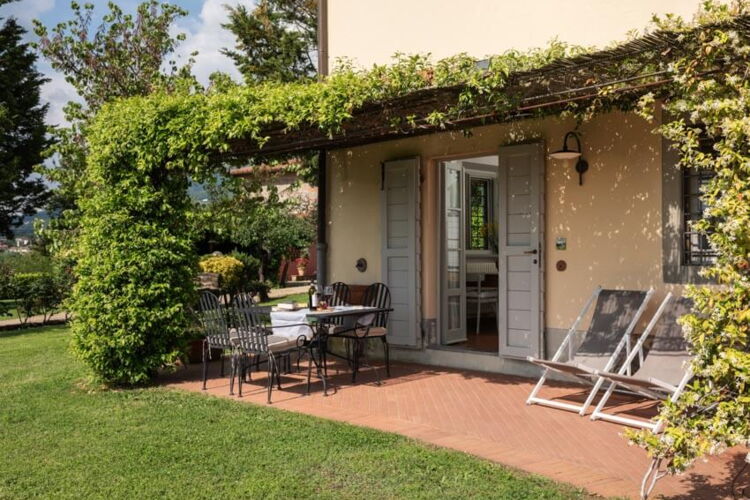 Toskana Ferienwohnung Pendolino Weingut Agriturismo Casentino - kinderfreundlich mit Pool