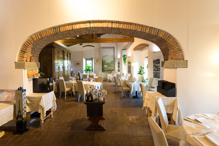 Doppelzimmer Superior Bottaio Toskana Weingut La Vite im Chianti mit großem Pool und Restaurant