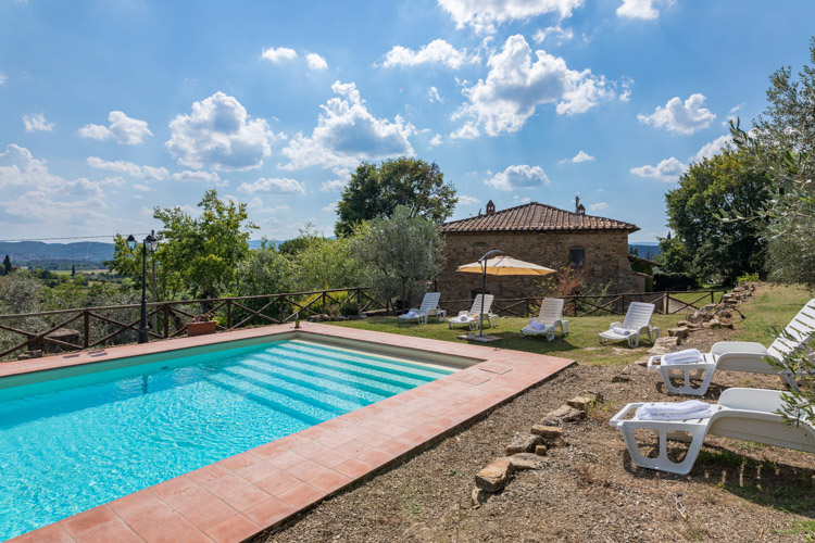 Toskana Ferienhaus Porticato im Chianti für 6 Personen mit Hund, eigener Pool