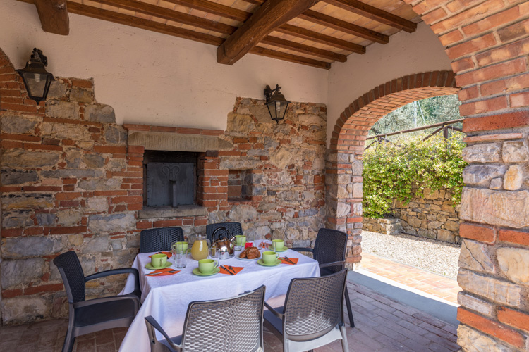 Ferienwohnung Lilla Agriturismo Weingut Casale Valle mit Pool und Terrasse