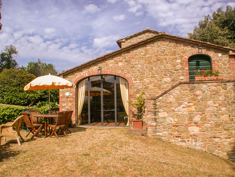 Toskana Ferienwohnung Limonaia La Tradizione bei Siena im Chianti mit modernem Pool Ansicht 2