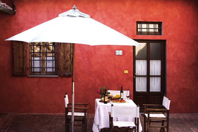 Ferienwohnung Casa della Nonna im Toskana Weingut I Greppi mit Pool, Abendessen und Frühstück