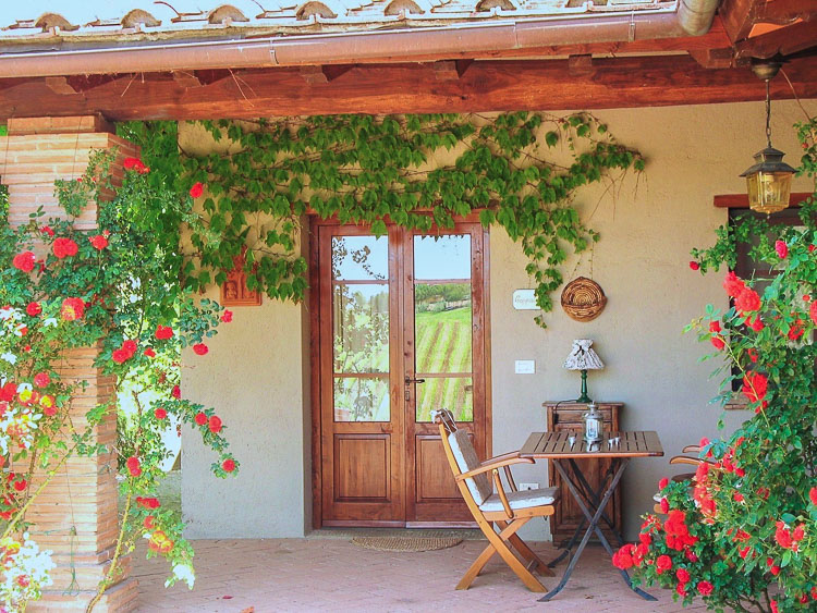 Ferienwohnung Coppaio Fattoria Fondacio Toskana Weingut mit Pool bei Florenz Terrasse 1