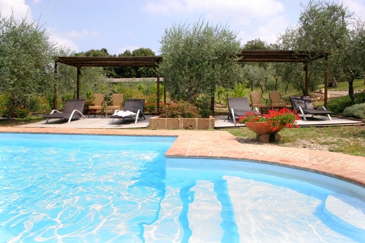 Deluxe Doppelzimmer Nr. 2 im Toskana Landgut Atmosfera, Restaurant und Pool