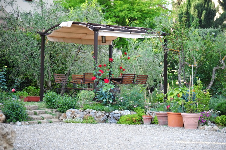 Zauberhafte Toskana Ferienwohnung mit Terrasse und Pool