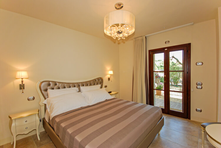 Urlaub im Toskana Hotel Antico Mulino mit Pool in zentraler Lage, stilvolle Doppelzimmer