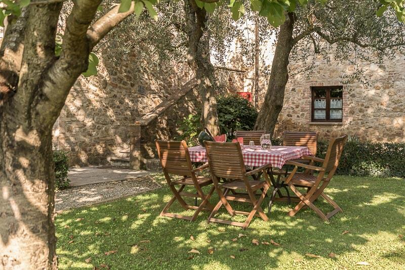 La Campagna Ferienwohnung Volterra mit Pool Agriturismo in der Toskana Terrasse