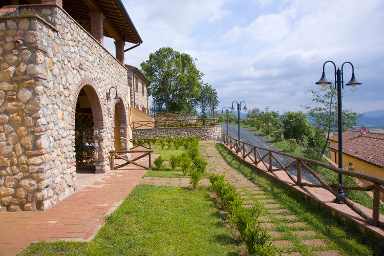 Borgo del Monte, Toskana Ferienwohnungen für Familien mit Panorama am Meer mit großem Pool
