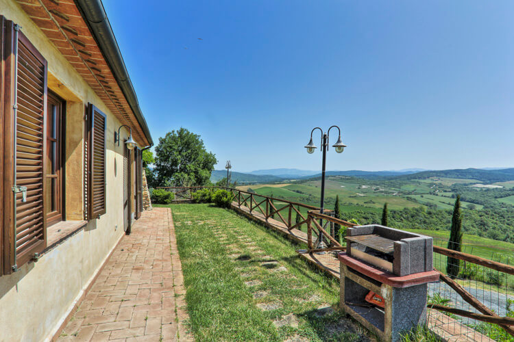 Borgo del Monte, Toskana Ferienwohnungen für Familien mit Panorama am Meer mit großem Pool