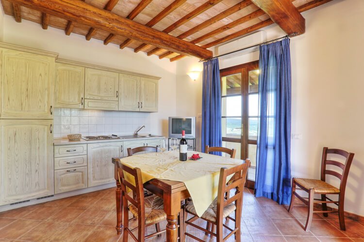 Toskana Ferienwohnung Nr. 21 im Borgo del Monte, Panorama-Pool, Urlaub mit Kindern