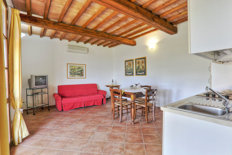Toskana Ferienhäuschen Villetta Nr. 1 im Borgo del Monte mit Pool am Meer