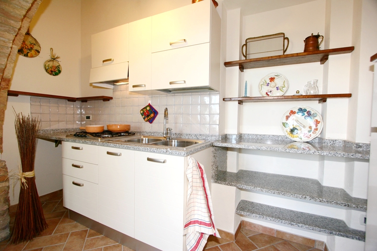 Ferienwohnung Mandorlo im Toskana Agriturismo Casa Graziosa mit Pool in Meernähe