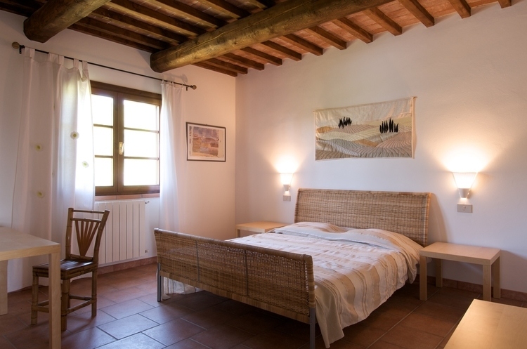 Toskana Landgut Agriturismo mit Pool und Meer- und Panoramablick meernah Ferienwohnung Solaia Schlafzimmer