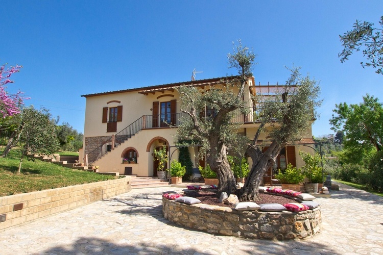 Ferienwohnung Nr. 6 Toskana Agriturismo L'Uccello Canoro mit Aussichts-Terrasse und Pool