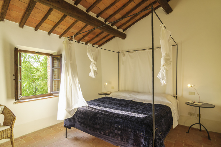 Doppelzimmer Sughera Toskana im Landgut Giardino al Sole mit Pool bei Montepulciano