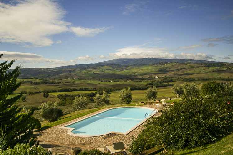 Ferienwohnung Ginepro Toskana Agriturismo Caccia Amici, Pool und Frühstück