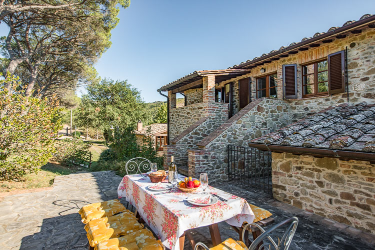 Toskana Ferienwohnung Pino im Agriturismo Malagronda mit Pool