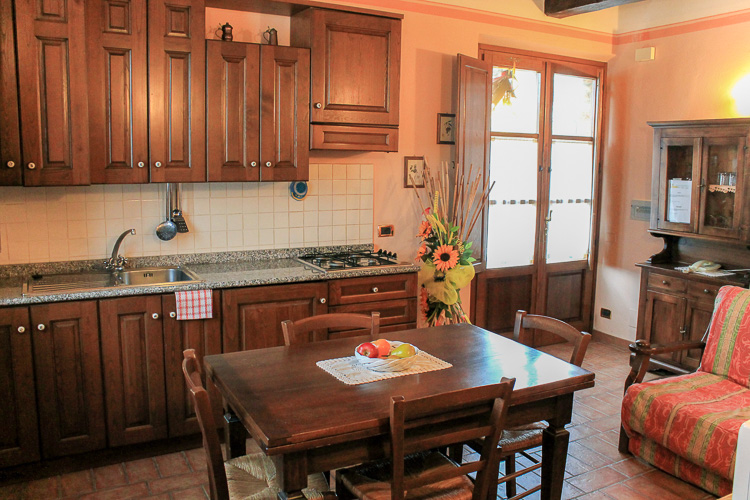 Toskana Ferienwohnung Dolce Dormire im Weingut Azienda Sanguineti, Pool und Frühstück