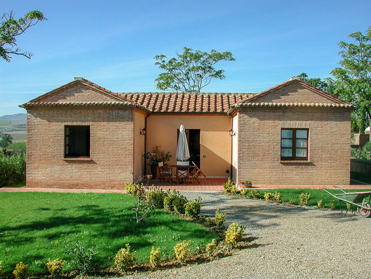 Toskana Ferienhaus Casina im Weingut Azienda Sanguineti, mit Pool