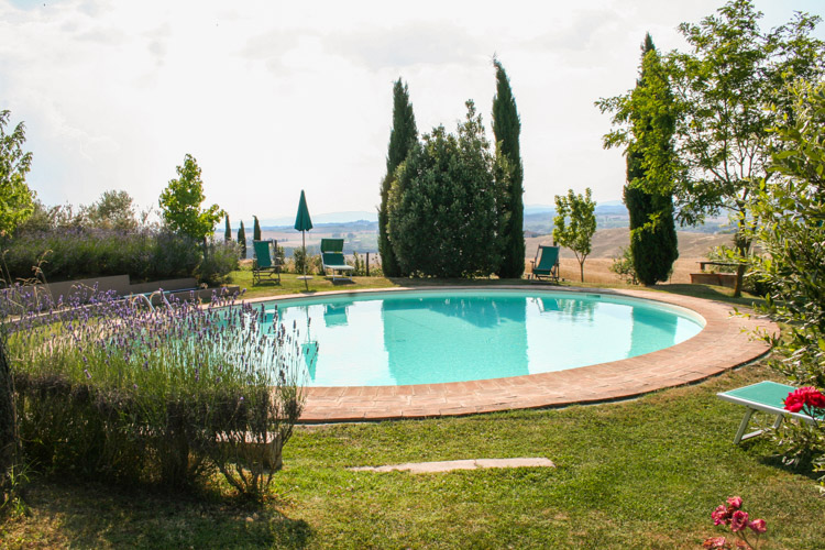 Toskana Einzelhaus Casa Aura mit Pool, Blick auf Siena, hundefreundlich