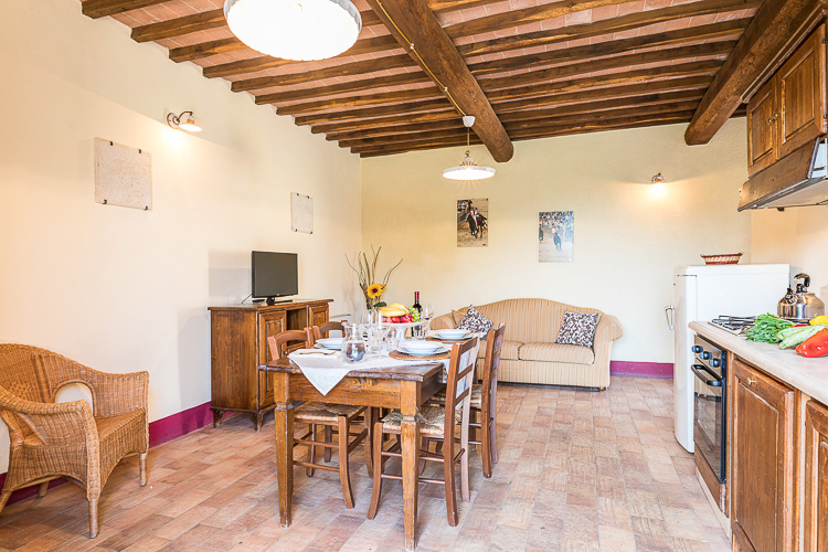 Toskana Ferienwohnung Fabbro Agriturismo Borgo Bacco mit Pool