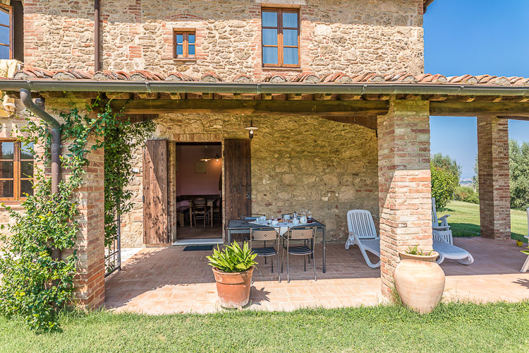 Ferienwohnung Pastore Toskana Agriturismo Borgo Bacco mit Pool bei Siena Terrasse 3
