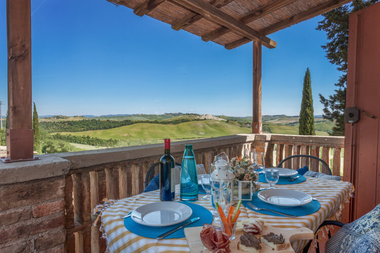 Toskana Ferienwohnung Selva Agriturismo Campana mit Pool und Dach-Terrasse