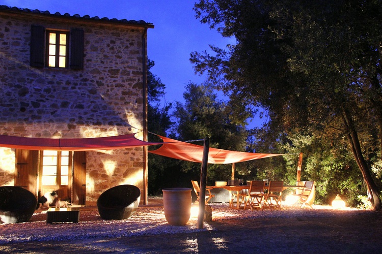 Toskana Luxus Ferienhaus Villa Orizzonte, Pool Ausblick, Urlaub mit Hund, bei Siena