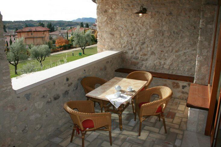Ferienwohnung Il Fienile im Relais Ca' Del Baldo am Gardasee mit Pool